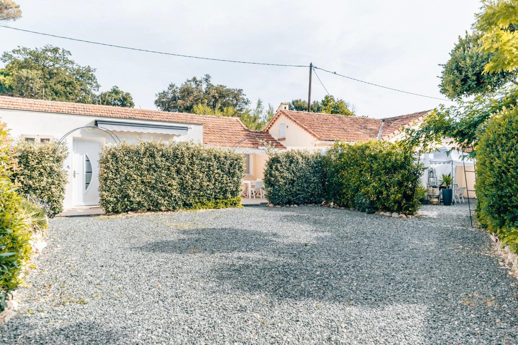 Reve D'Azur, 2 Chambres, Maison Julia En Bord De Mer A La Nartelle, Piscine Partagee, Parking & Terrasse Bbq, Wifi Et Draps Inclus Plage A Pied سانت ماكسيم المظهر الخارجي الصورة