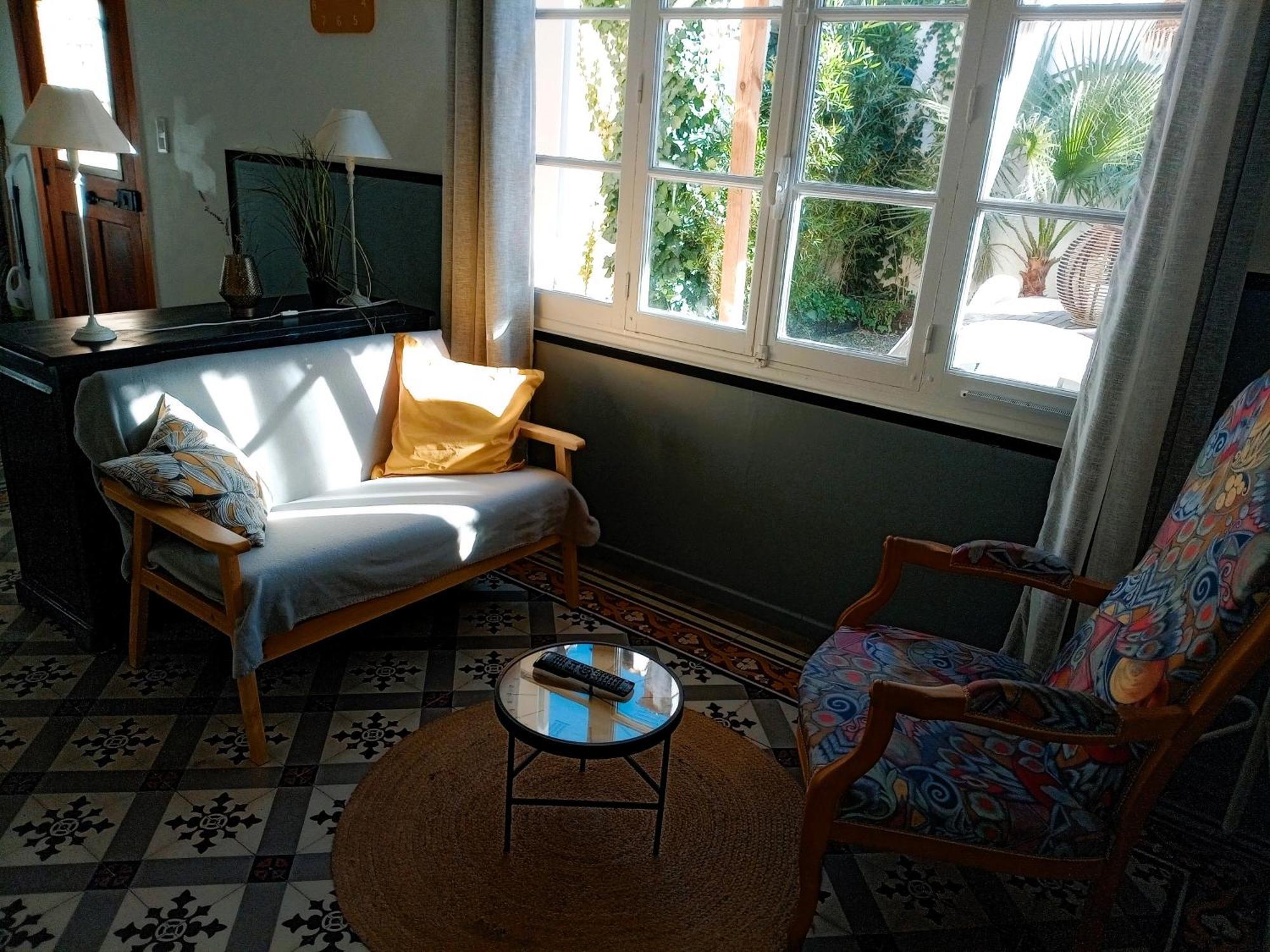 Reve D'Azur, 2 Chambres, Maison Julia En Bord De Mer A La Nartelle, Piscine Partagee, Parking & Terrasse Bbq, Wifi Et Draps Inclus Plage A Pied سانت ماكسيم المظهر الخارجي الصورة